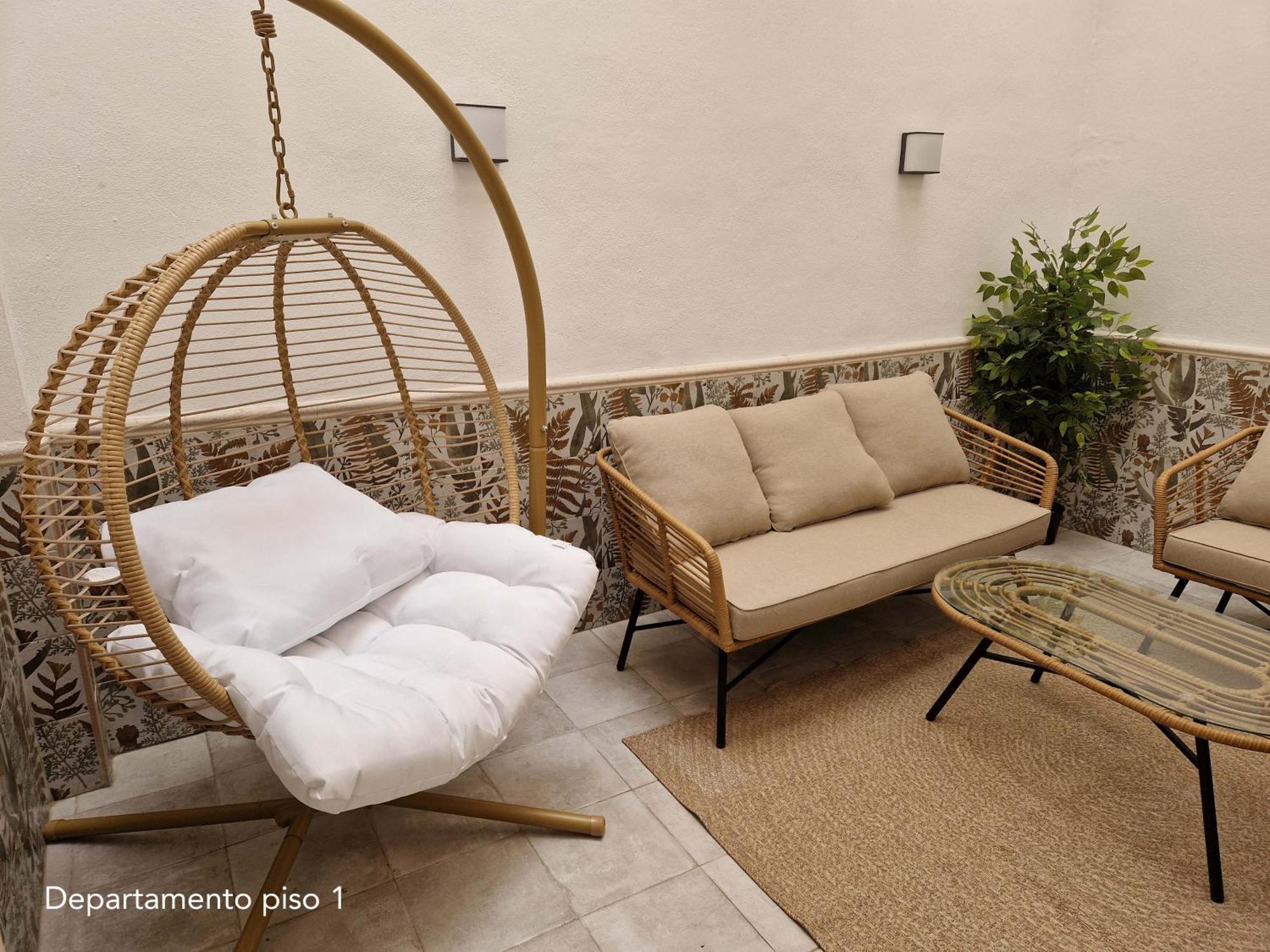 Virgen De Gracia Apartments Málaga Extérieur photo